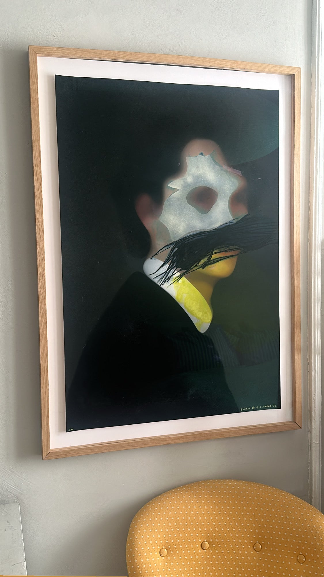 "Edvard",  Håndkororert, nummerert og signert, i eikeramme med Ar glass